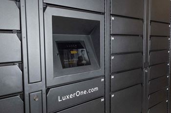 Package locker